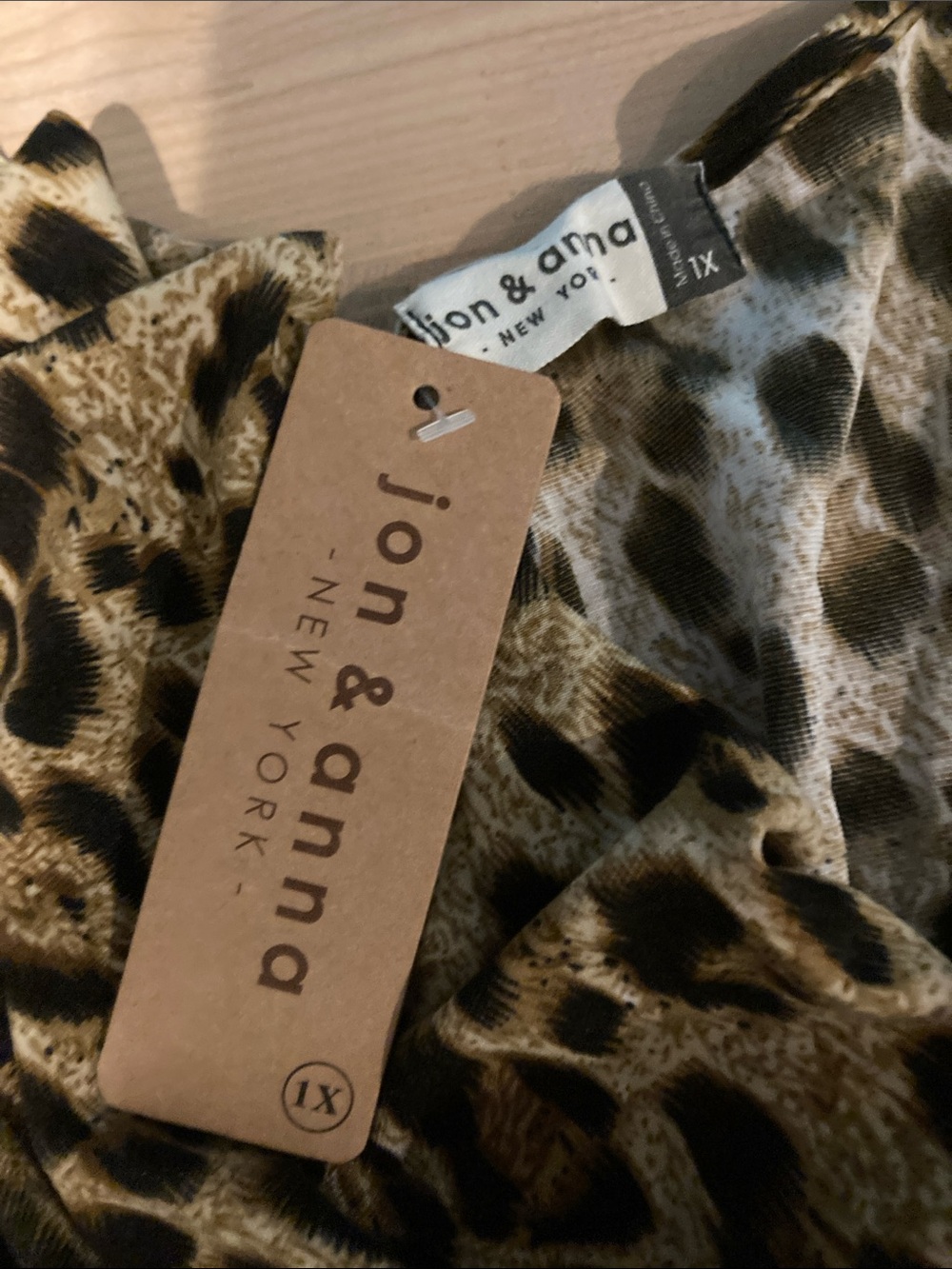Jon & Anna Leopard Print Short Sleeve top - brown & Black - Picture 2 of 5